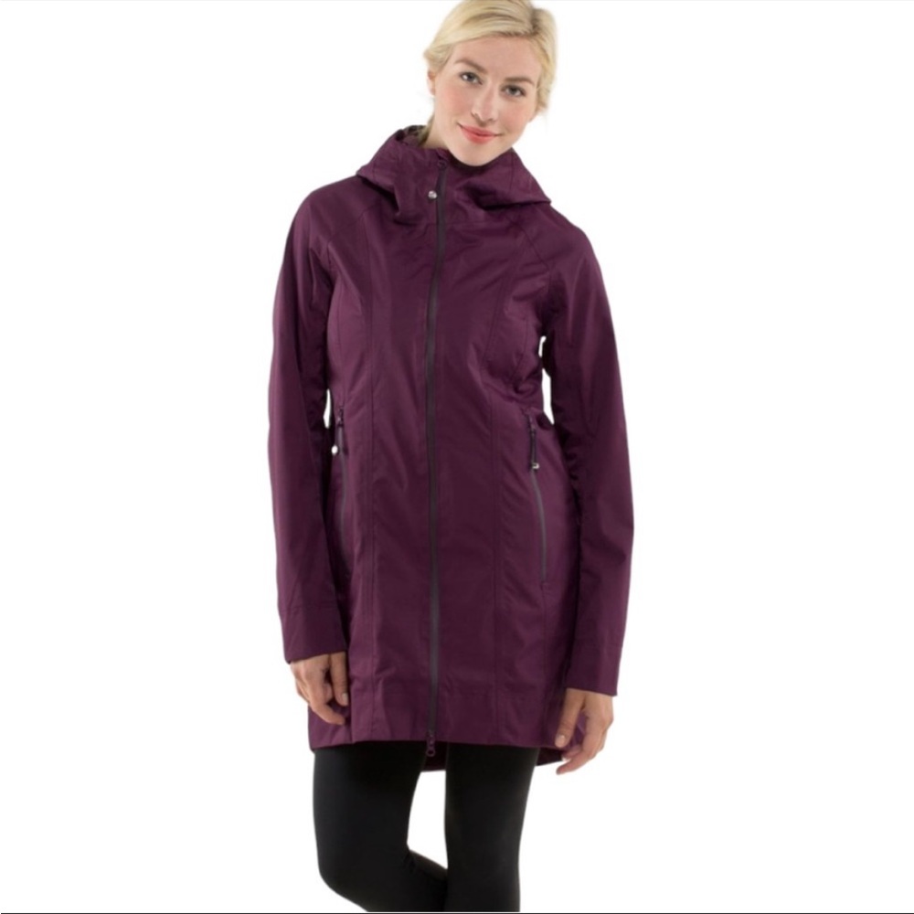 Lululemon sz 2 Right As Rain Jacket Plum